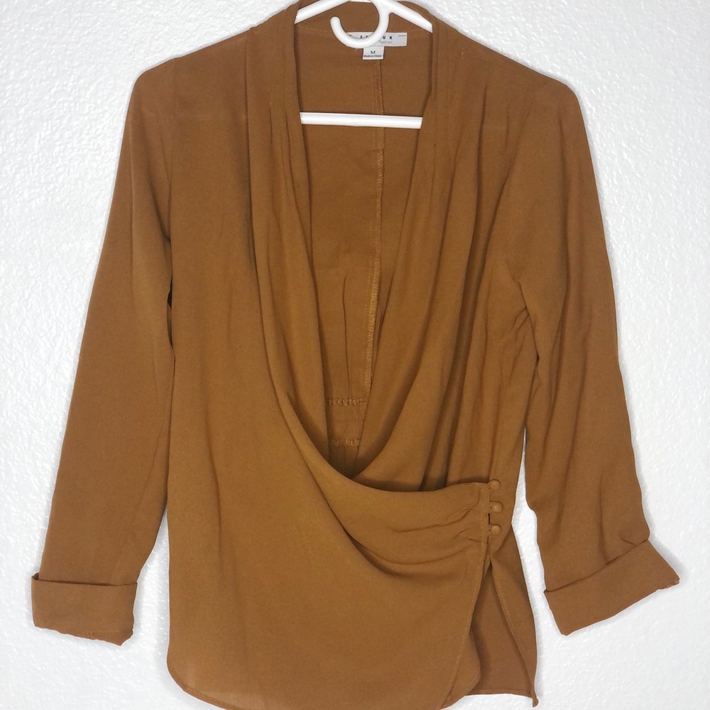 Scoop neck blouse